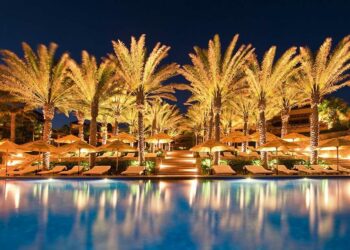 “Five Best Cabo Resorts for a Honeymoon”