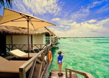 Travel to Maldives and Feel the Relaxing Power of the Ocean