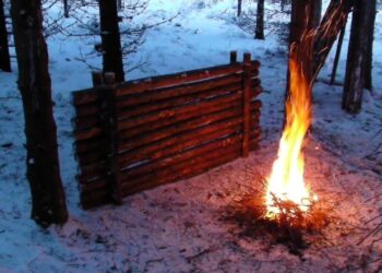 How to Make a Campfire Reflector Out of Coca-Cola Cans