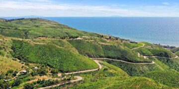 Discover the Beauty of Latigo Canyon Road